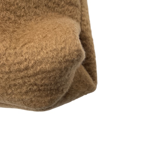 THE ROW CAMEL LARGE GLOVE CASHMERE CLUTCH BAG - Picture 9 of 11